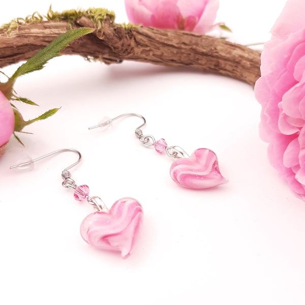 Boucles d'oreilles coeur rose, perle lampwork