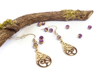 Boucles d'oreilles pendantes dorées avec jade Mashan violette