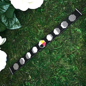 Phases of the moon, medicine wheel beadwork
