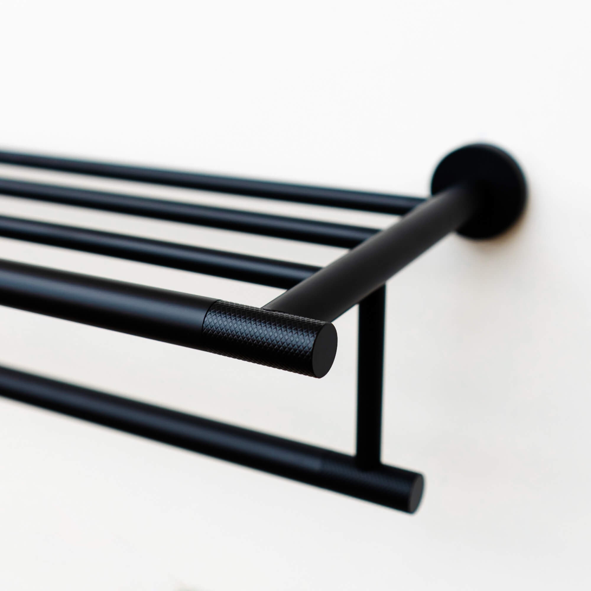 Imperium Matt Black & Brass Knurled Towel Bar Rail – The Qualis