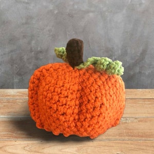 Pumpkin Baby Hat - Orange Fall hat, pumpkin patch hat, Halloween baby gift, autumn crochet beanie, Thanksgiving photo prop, newborn hat