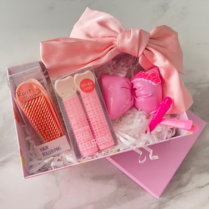 Pretty in Pink Hair Barbie Gift Box |  Barbie set | Gift for her