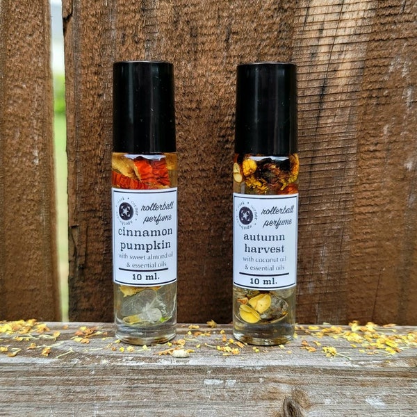 Autumn scented perfume roller ball fragrance - 10 ml. Halloween & Fall scents - pumpkin spice, apple, leaves, campfire, harvest, cinnamon