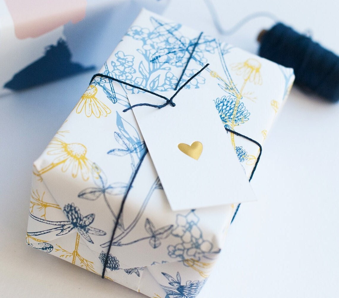 4 tags with golden heart, gift tags, tags, wedding, party favors, golden heart