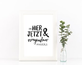 Miniposter tryck med boktryck, svart, mindfulness, här och nu, väggdekoration, påminnelse, typografi
