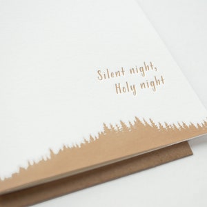 Cartolina di Natale tipografica, Notte silenziosa, cartolina di Natale, foresta invernale, albero di Natale, regalo di Natale, posta di Natale