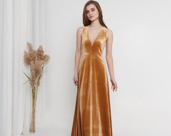 Gold velvet dress long deals