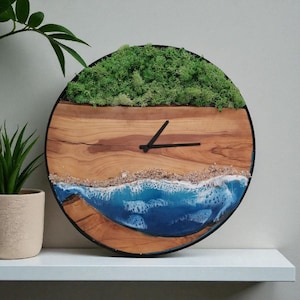 Reloj de pared de resina epoxi con diseño de olas / Reloj artesanal de madera de olivo con olas / Decoración para casa de playa / Regalo de arte mural costero para amantes de la naturaleza