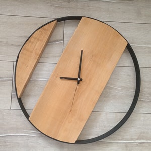 20&quot;, İron Frame Apple Wood Clock, Live Edge Clock, Rustic Wood Clock, Large Wood Clock, Farmhouse Clock, Wooden Clock, Wood Natural Clock