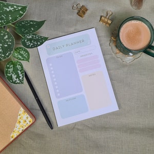 A5 Daily Planner Memo Pad | Daily Planner Notepad | Notes | Selfcare | To Do List | Made in Switzerland
