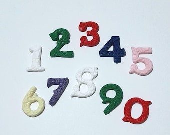 Fondant numbers cake or cupcake topper