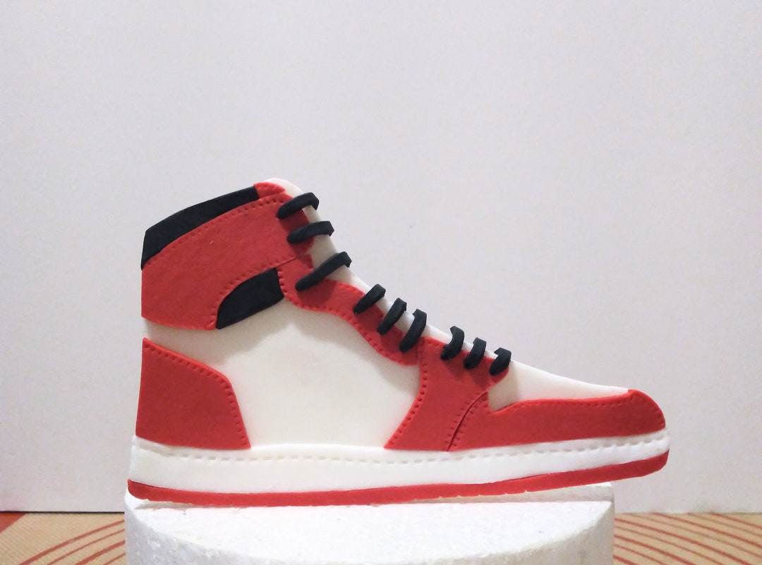 Fondant Sneaker Cake Topper. 6 Inch 2D Basketball Shoe Cake Decoration ...