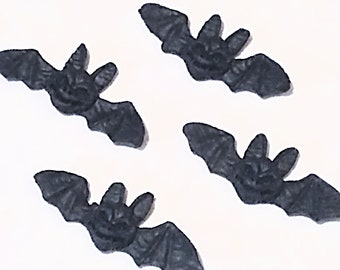 Fondant bats cake topper
