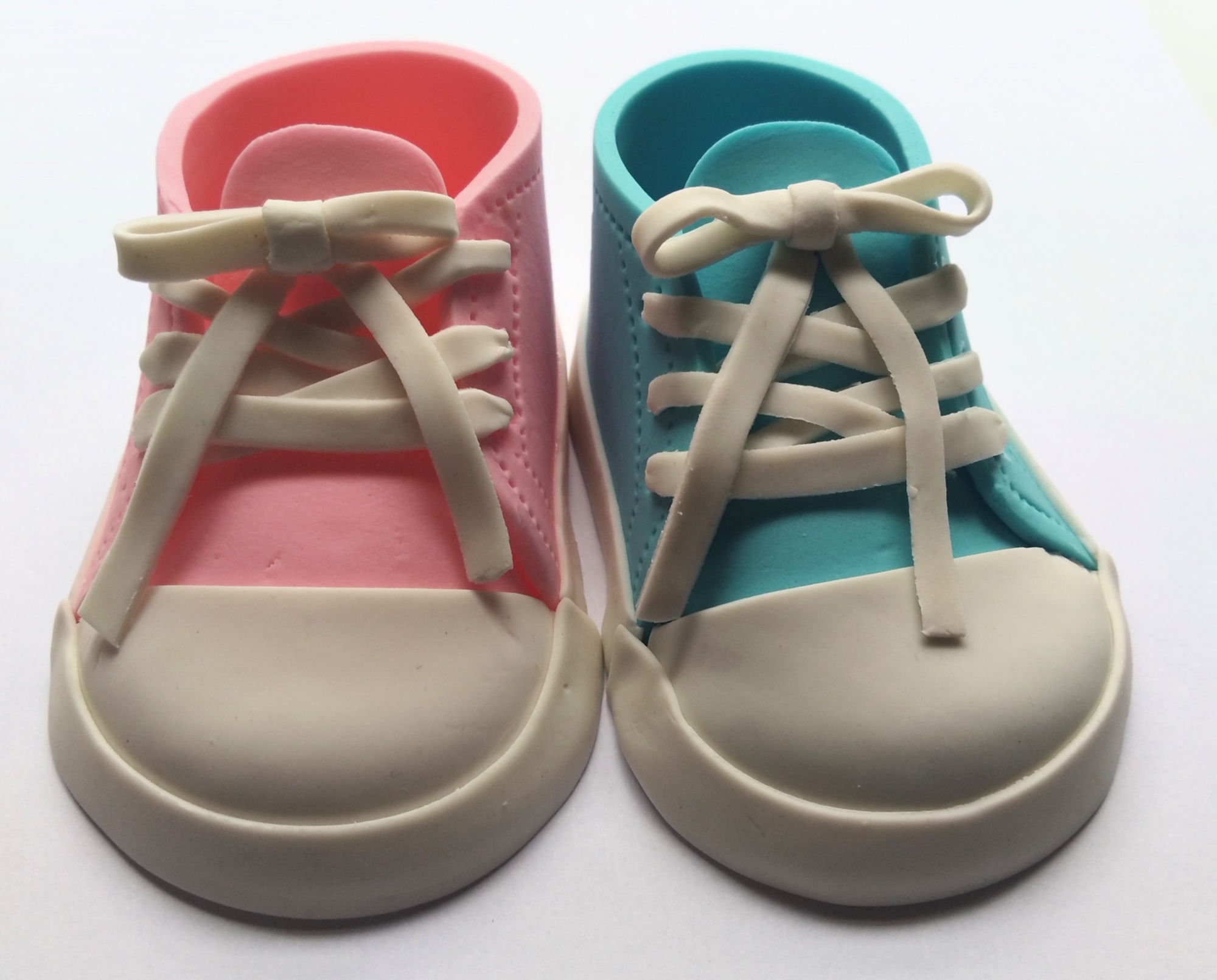 Reveal Baby Shoes Cake Topper. Edible Fondant/gum Paste - Etsy Sweden