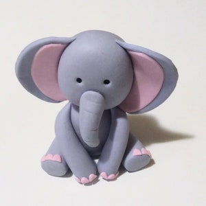 Fondant elephant cake topper