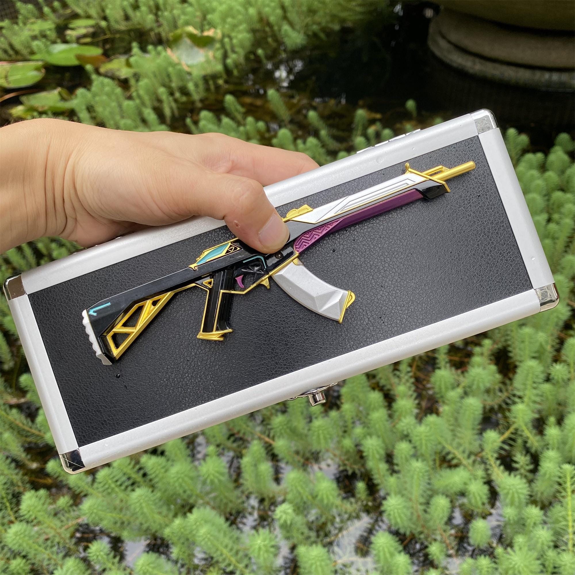 Valorant Prime Vandal Gun Miniature Metal Craft Gamer Christmas
