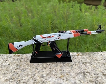 Tiny Metal CS2 AK Asiimov miniatuur Tiny Ak-47 gamer kerstcadeau met 3D-geprinte standaard