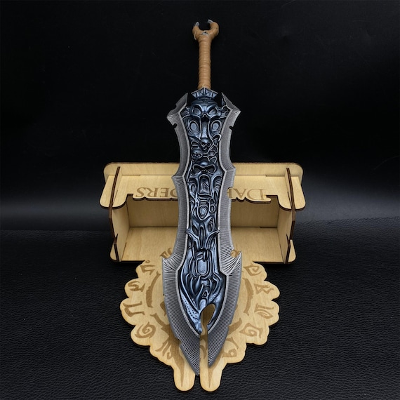 Handforged Metal 1/6 Chaoseater Greatsword Classical Dark Rider