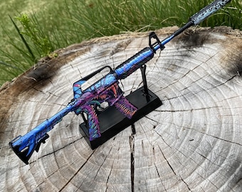 Tiny CSGO M4A1-S Hyper Beast Metal Craft CS2 Decorazione per sala giochi Decorazione per scrivania PC