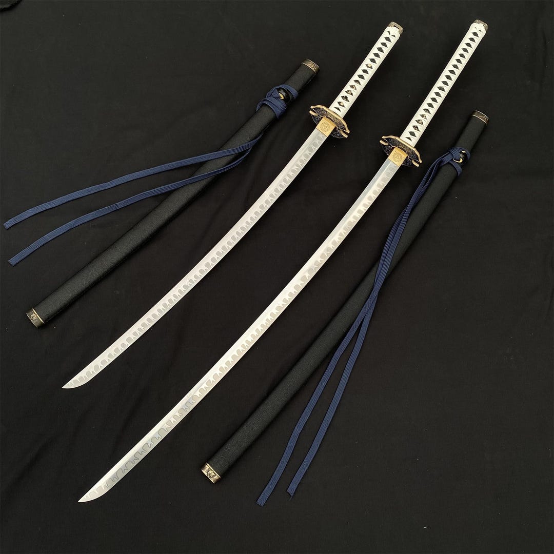 Customized DMC5 130cm/51.1