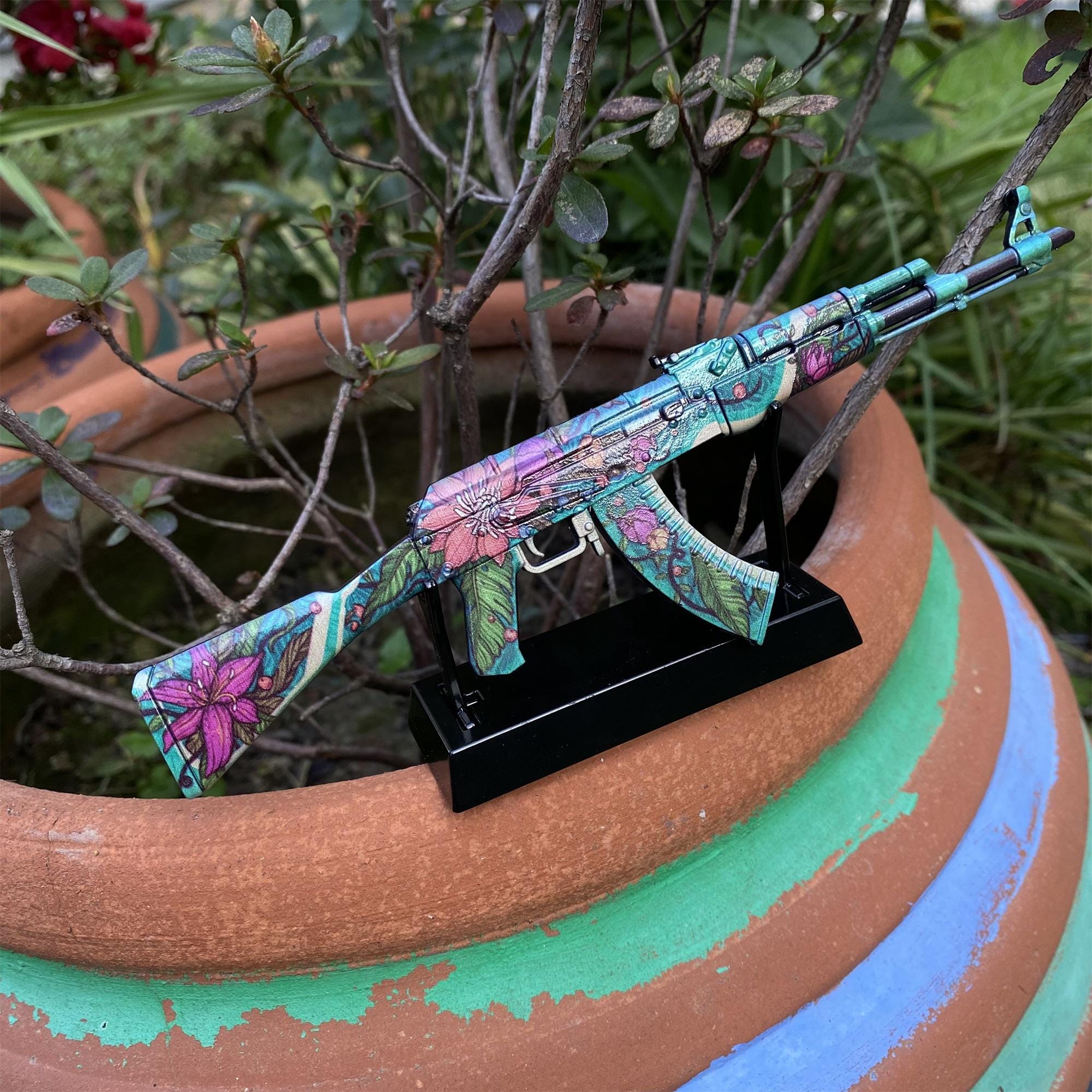 Tiny Metal CSGO Wild Lotus Ak47 Miniature Rare Skin Ak-47 Tiny Gun