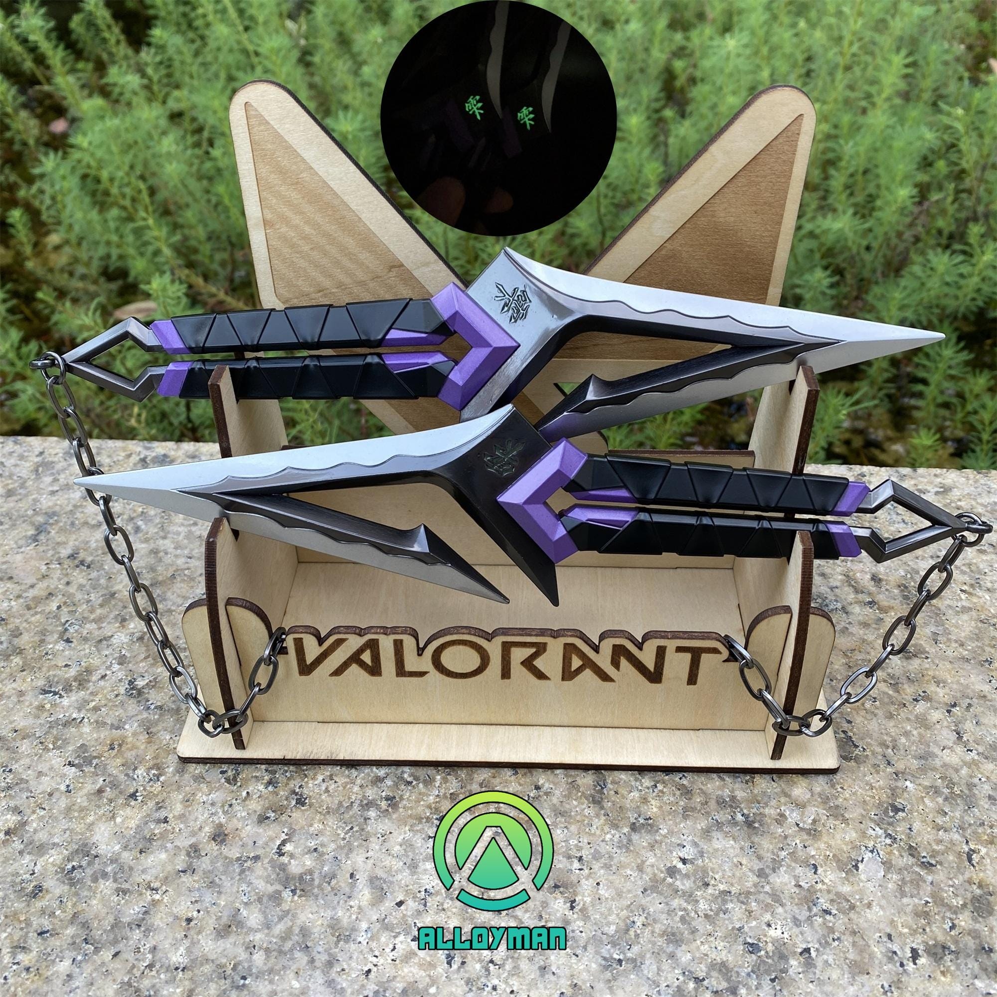 Handmade Val Kuronami No Yaiba Metal Replica Purple Version A Pair Cosplay Prop Game Room Decor 23CM/9" With Wooden Stand