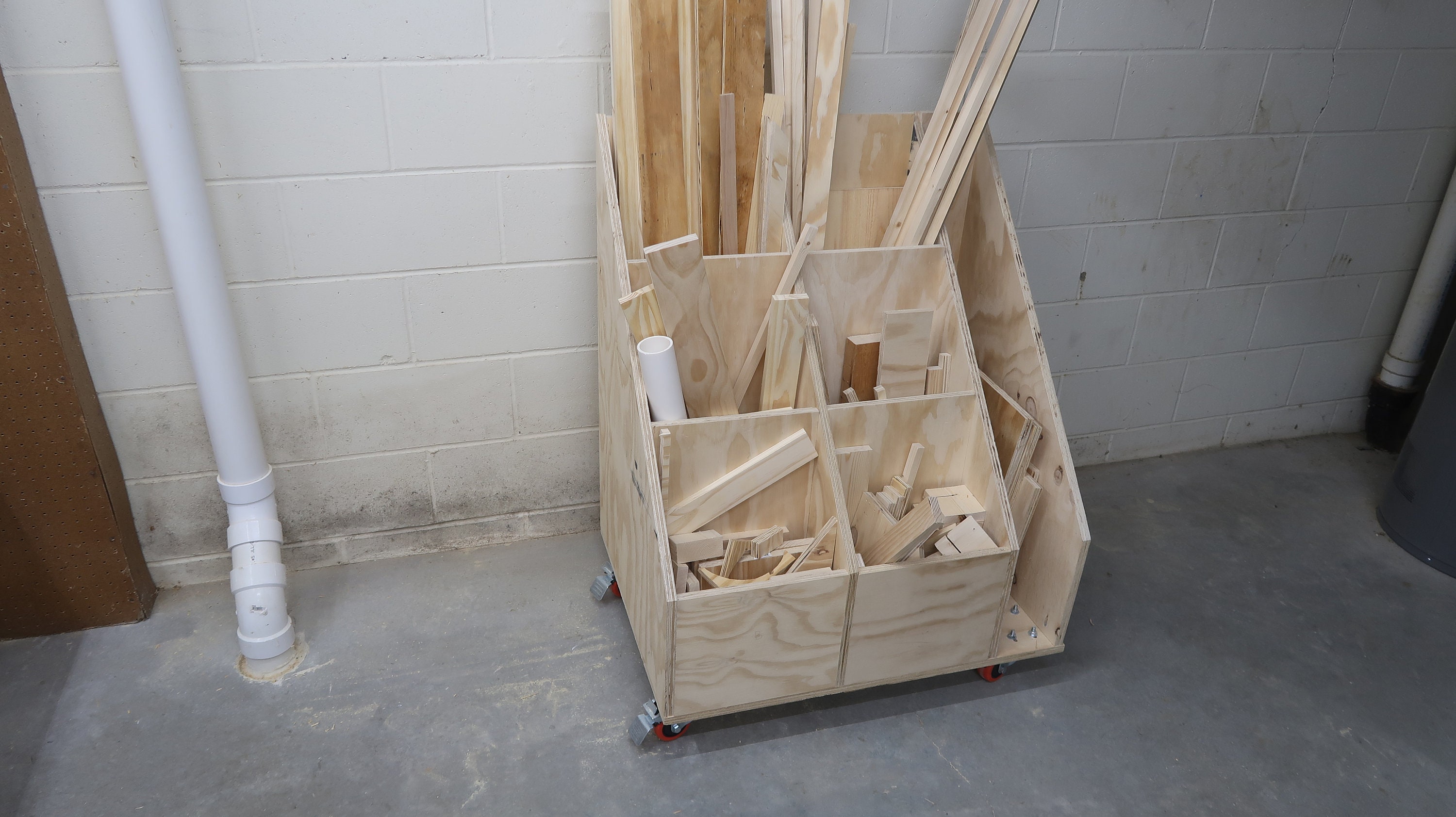 Lumber Cart for sale Only 4 left at 70