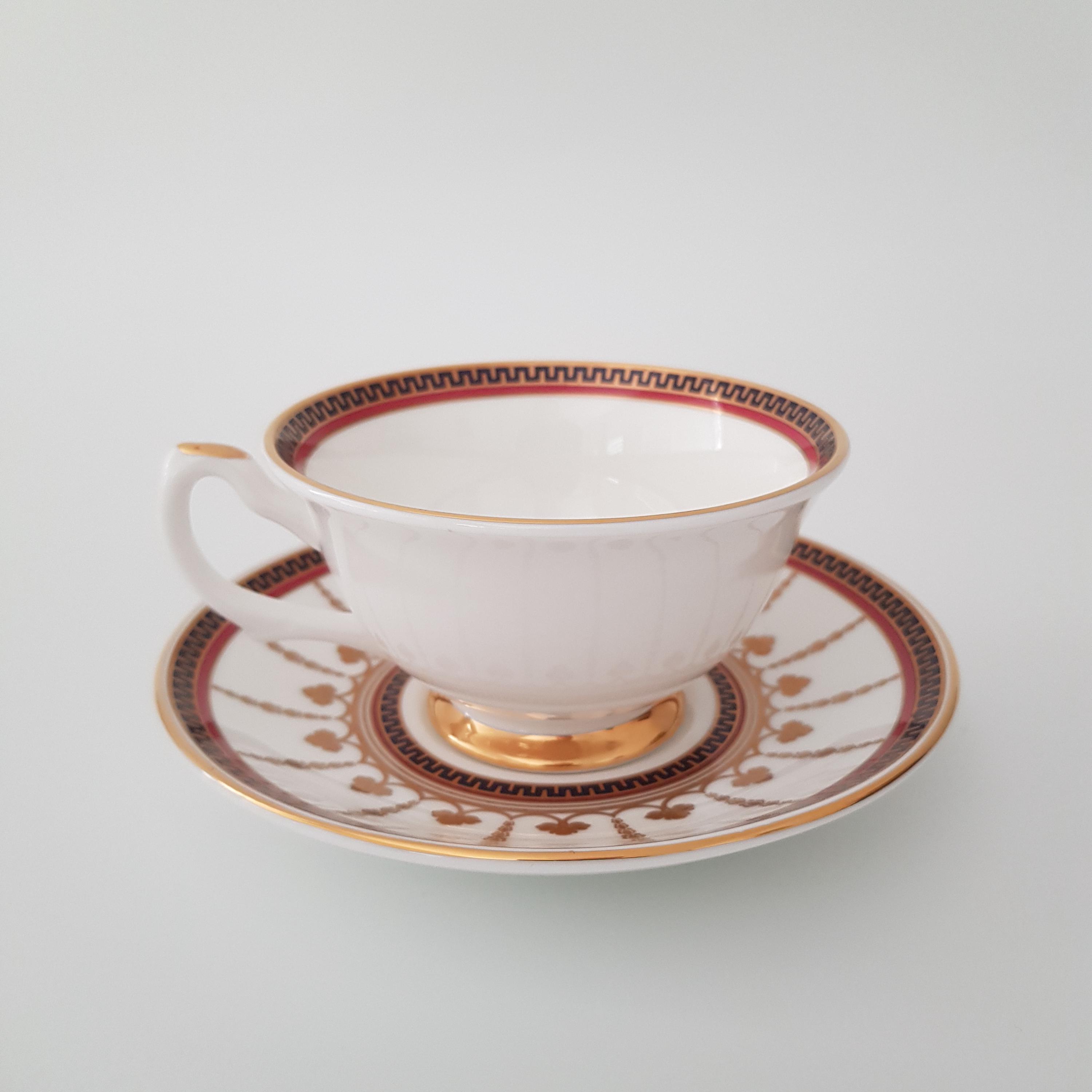 Buckingham Palace Teacup and Saucer Royal Collection English Bone