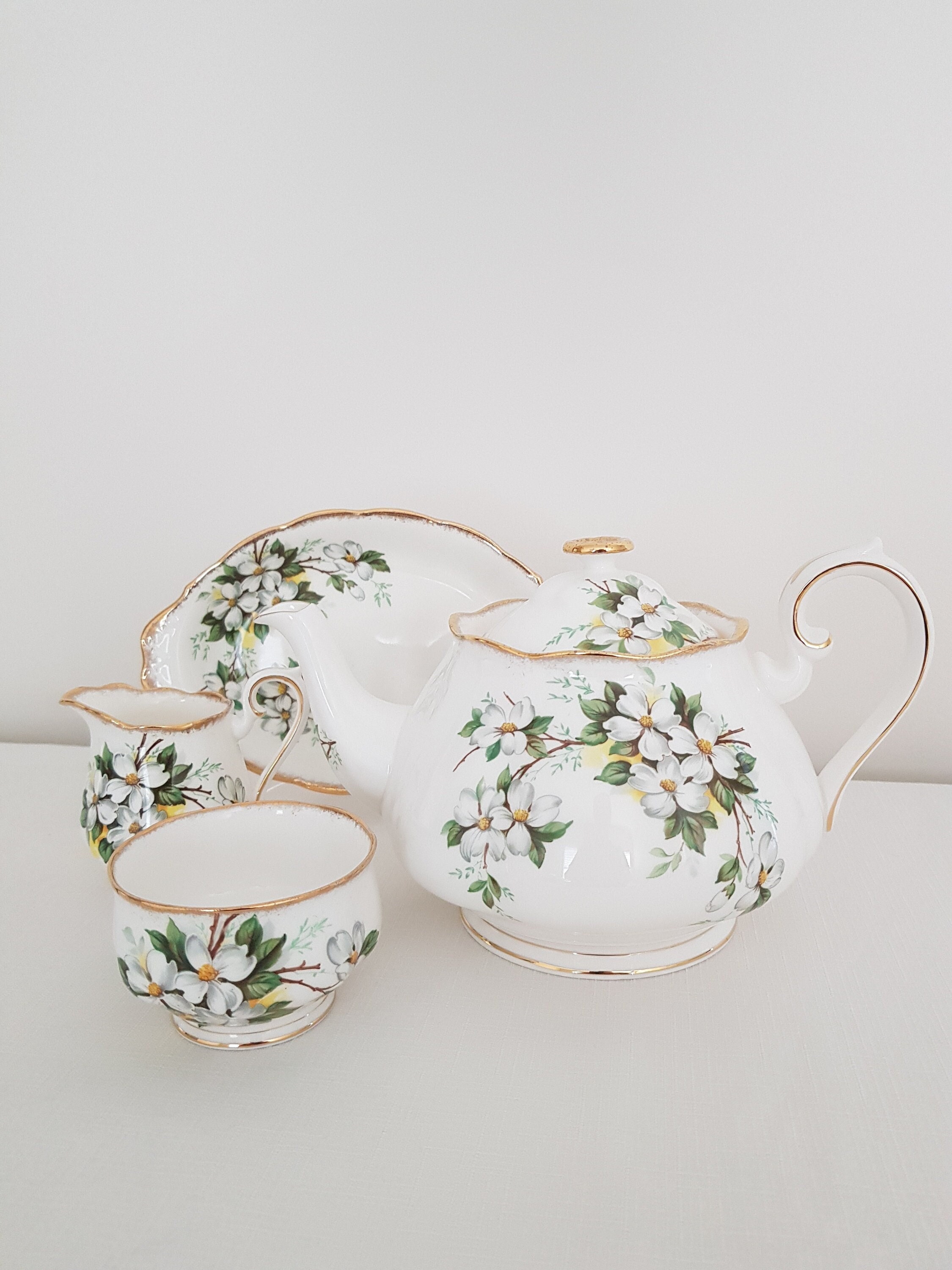 Royal Albert teapot set White Dogwood 1940s large teapot creamer sugar bowl  oval dish English bone china