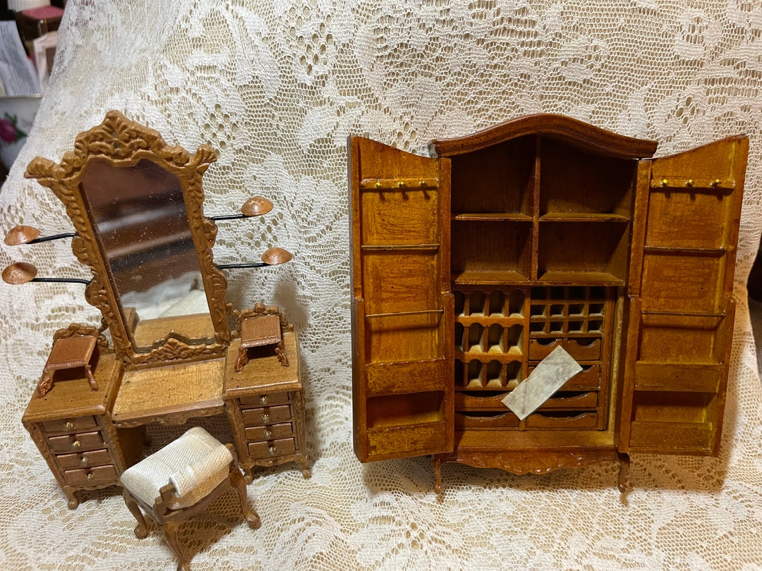 124 or 1/2” Scale, Bespaq Vintage, Ladies Vanity and Notions Armoire