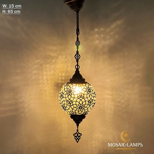 Lampe Suspension Globe en Verre Soufflé 15 cm Plafonnier Marocain, Lampe Ottomane Boule en Verre Soufflé Laser en Métal, Salon, Restaurant, Chambre