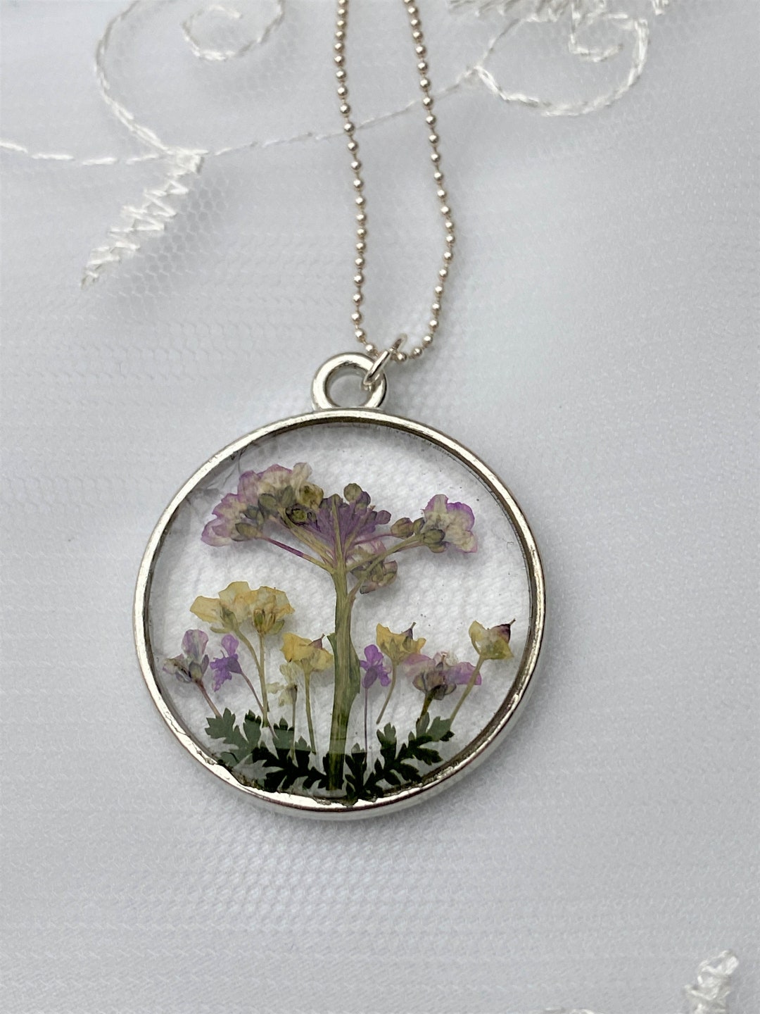 Wallflower Collar personalizado de resina epoxi hecho a mano con flores