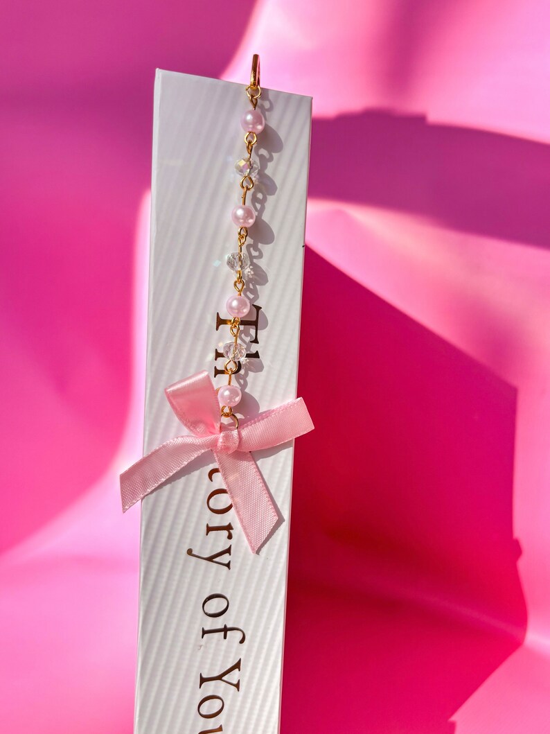 Dainty Gold Bookmark Pink White Beaded Hook Bookmark Book Lover Gift Idea Charm Bookmark Pretty