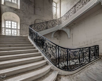 Fotografía urbex "Hacia la Luz"