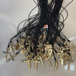 Pendentifs africains en laiton, assortiment de pendentifs en gros, breloque fait main en laiton pur, bijoux africains style bohème, bijoux en laiton, cadeau d'accessoires pour femmes