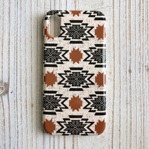 Modernes Azteken - iPhone 14, 15, 16 Hülle, Pro/Max/Plus, Snap Case oder robuste Schutzhülle, Western, Azteken, Neutral, Boho, Rustikal