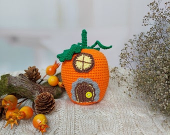 Crochet pumpkin plush, spooky creation, knit house, stuff pumpkin amigurumi, Halloween ornament, fall decor, handmade gift, plushie soft toy