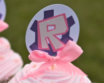 Girl Roblox Cupcake Toppers: Pink "R" Party Decor
