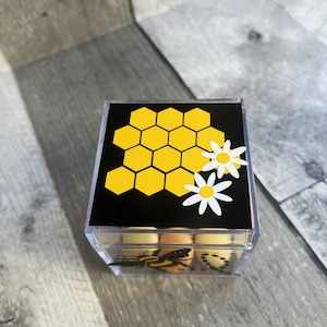 Bee square container favor/Bumble bee candy favor/Bee baby shower favor/Honey bee party/Bee party supplies/ Bee candy tube