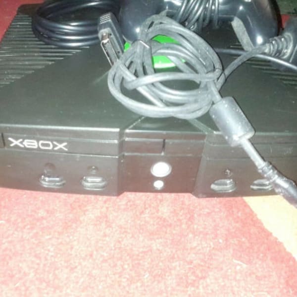 original xbox console 2000's model with 2tb hdd