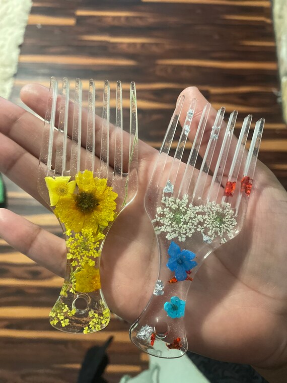 Blue or yellow small portable miniature Afro pick hair combs