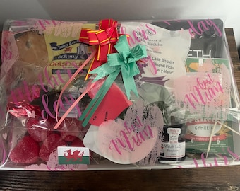Welsh Mothers Day Gift Hamper | Welsh Gift | Welsh Mothers Day Afternoon Tea | St David’s Day | Welsh Welcome Pack | A Taste Of Wales