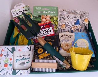 Garden Gift Hamper | Gift Hamper | Mens Gardening Gift | Gift for Gardener | Fathers Day  | Garden Lover | Birthday Hamper | Gardening Gift