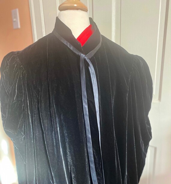 Vintage Velvet Opera Cape