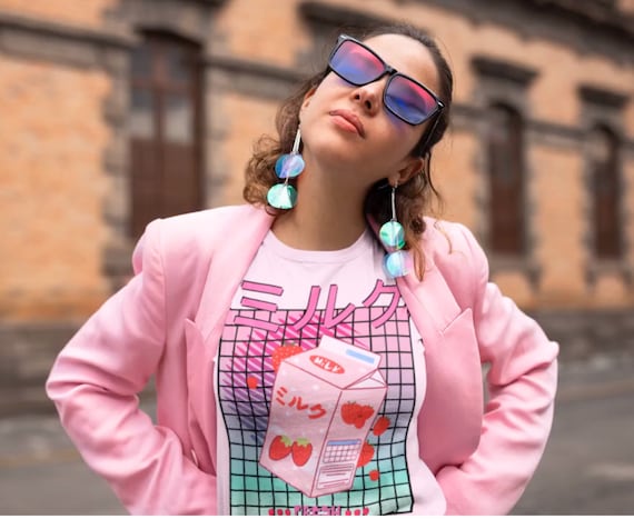 90s Japanese Otaku Stylish Aesthetic Milk Cute Gift T-Shirt T-Shirt 90s Japanese Otaku Stylish Aesthetic Milk Cute Gift T-Shirt T-Shirt