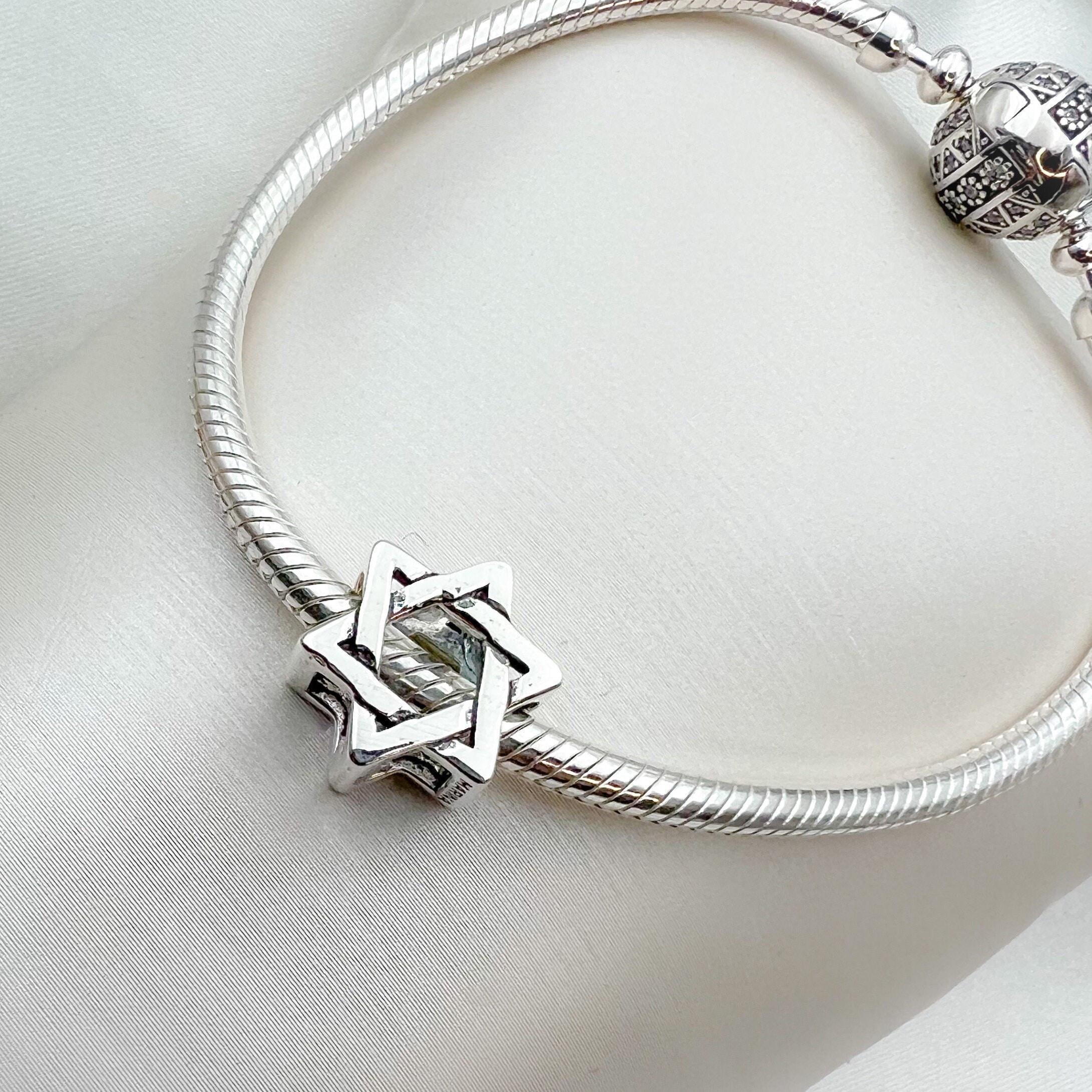 Star of david pandora charm discount