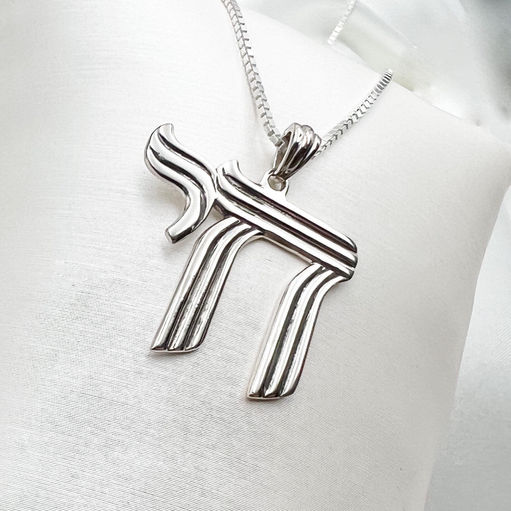Hai Pendant - Silver 925 + Chain - Etsy