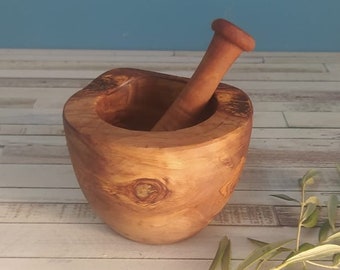 Natural olive Wood kitchen Mortar & Pestle, Handmade mortar to crush, Aioli Spice Garlic Grinder, perfect Housewarming Gift for couples, mom