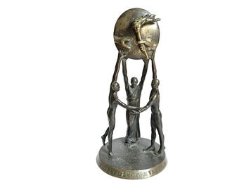 Dutch Bronze Sculpture by Jan Timmer "The Heritage of the Fathers" (Het Erdeel der Vaderen)
