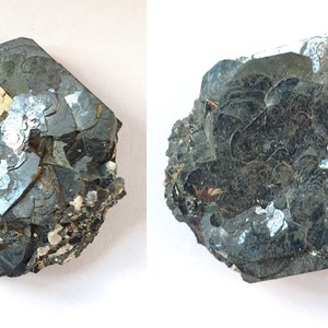 Zeldzaam en esthetisch Ilmanietkristal uit het Zagi-gebergte in Noordwest-Pakistan
